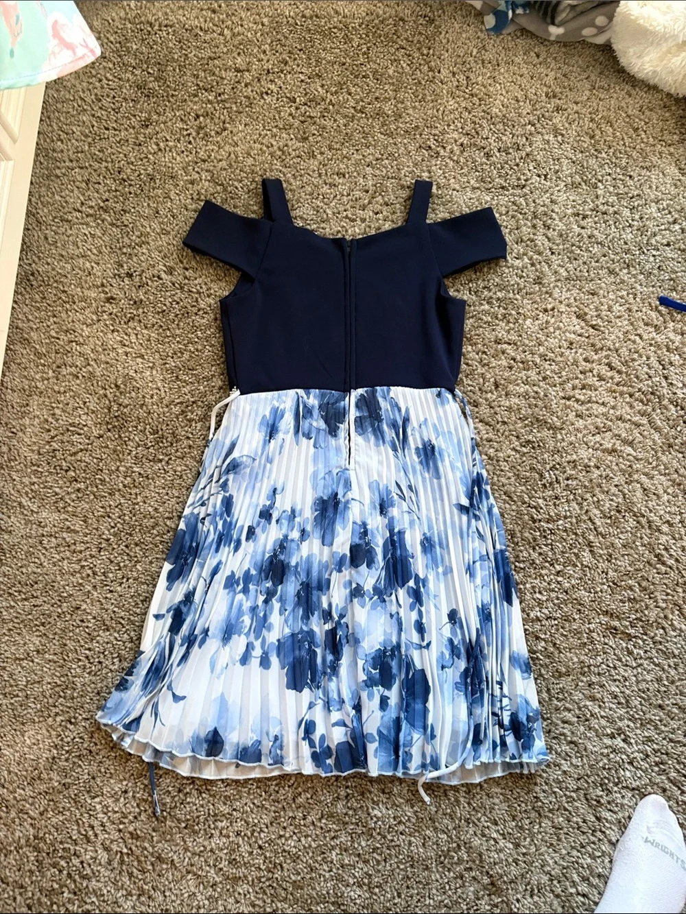 Speechless Navy and White Floral Pleated Dress